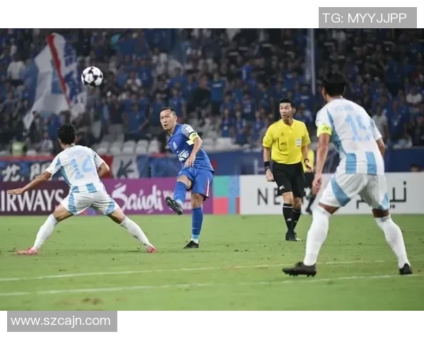 尉山现代迎战上海申花力争主场胜利展现球队实力与斗志