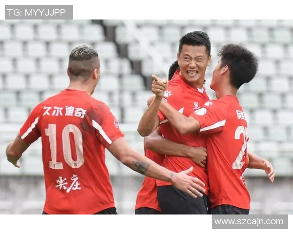 成都兴城与绿城激战正酣谁能在这场对决中笑到最后